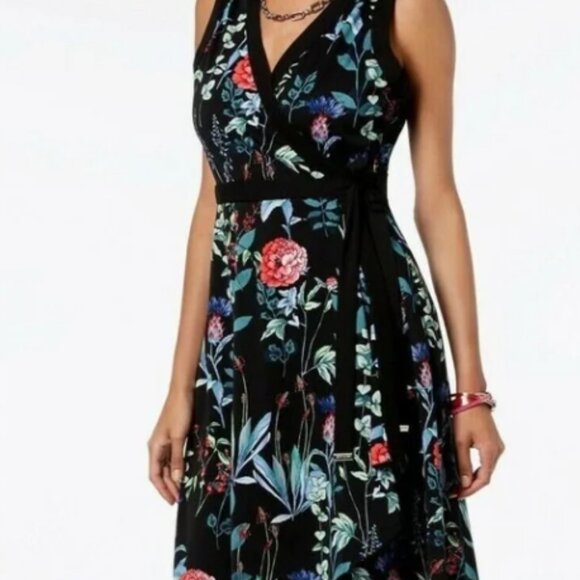 Tommy Hilfiger Floral Black Wrap Dress Size 6 NWT - Picture 9 of 9
